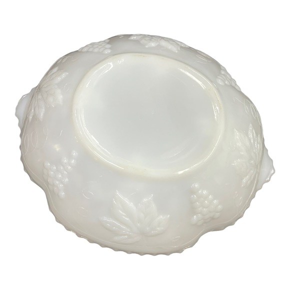 Milk Glass Bowl | Anchor Hocking Grape Leaves, Grapevine Glass Oval Serving Bowl - Picture 9 of 9